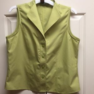 Jones Nee York Sleeveless green blouse